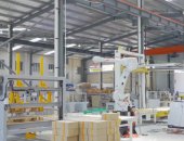 機器人碼垛+在線覆頂膜纏繞