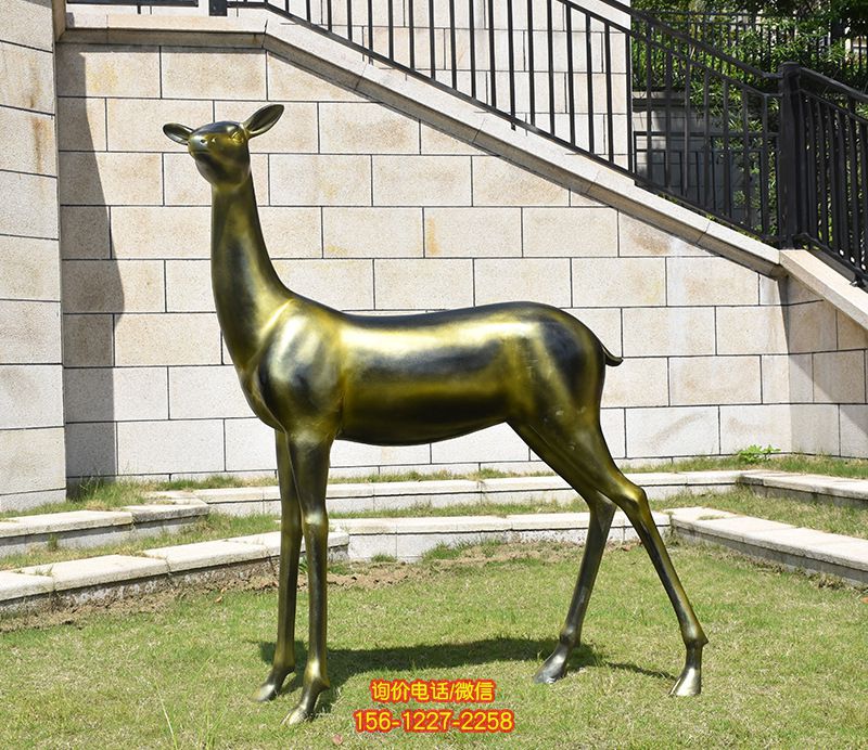 別墅小區(qū)不銹鋼仿銅大型動(dòng)物景觀鹿雕塑 別墅小區(qū)不銹鋼仿銅大型動(dòng)物景觀鹿雕塑